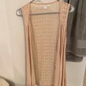 Sleeveless cardigan